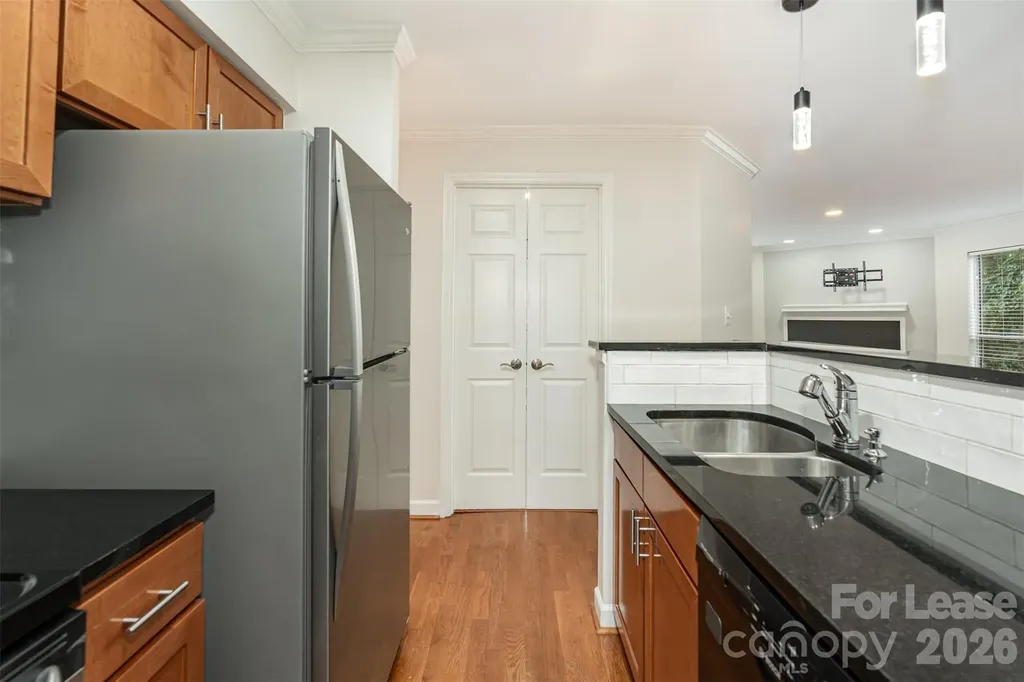 2516 Cranbrook Lane Charlotte NC 28207