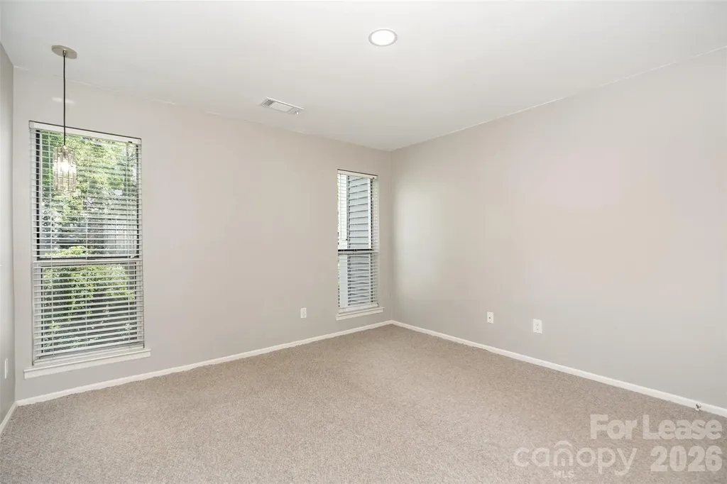 2516 Cranbrook Lane Charlotte NC 28207