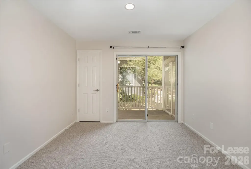 2516 Cranbrook Lane Charlotte NC 28207