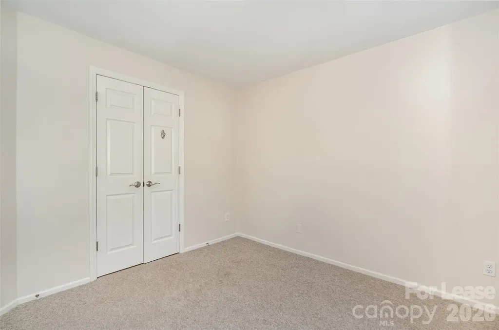 2516 Cranbrook Lane Charlotte NC 28207