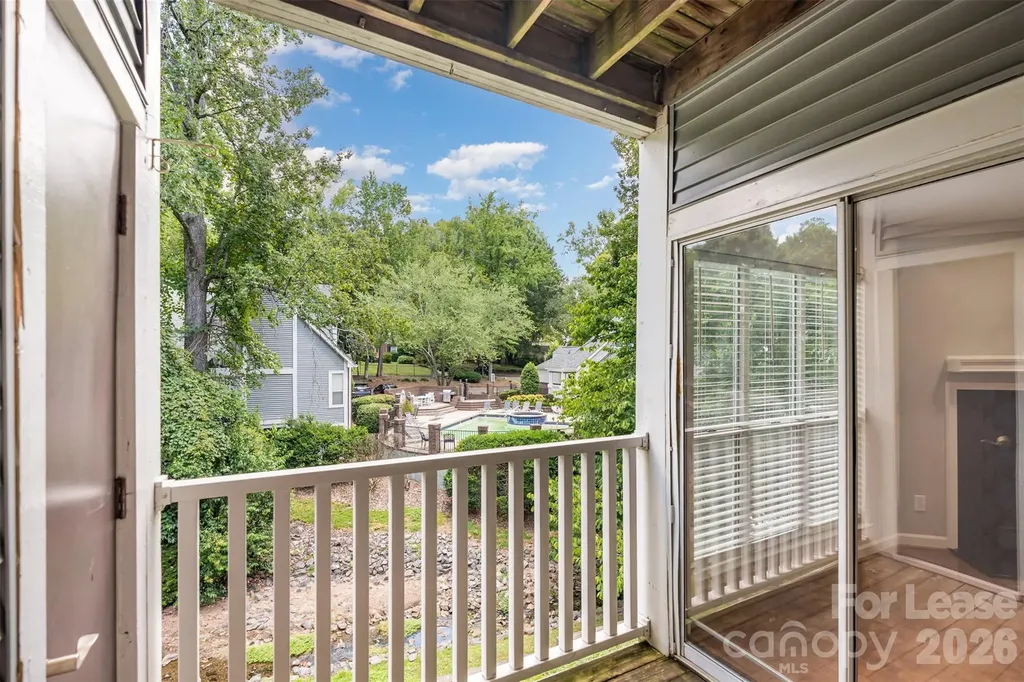 2516 Cranbrook Lane Charlotte NC 28207