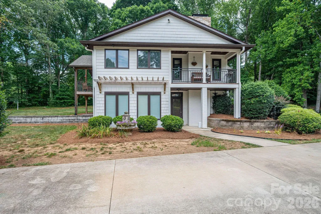 2206 Hillside Drive Dallas NC 28034