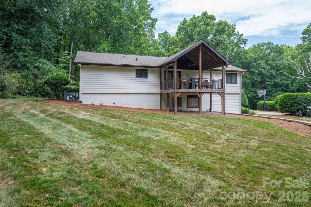 2206 Hillside Drive Dallas NC 28034