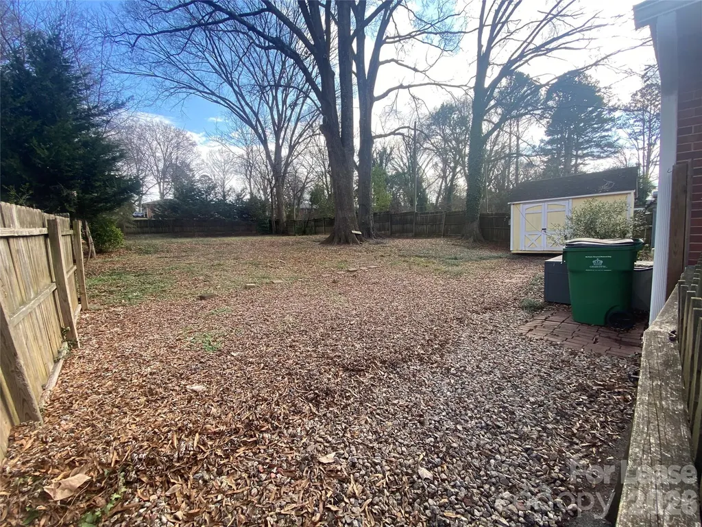 414 Fannie Circle Charlotte NC 28205