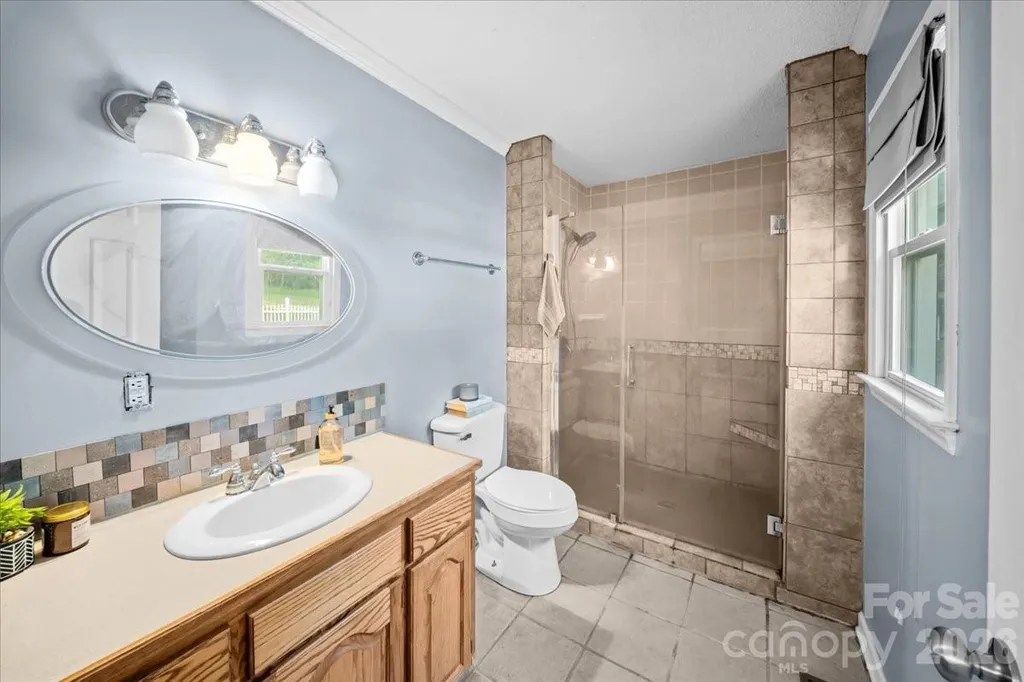 4690 Celia Creek Road Lenoir NC 28645
