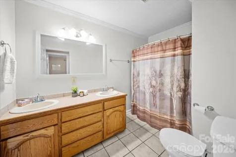 4690 Celia Creek Road Lenoir NC 28645