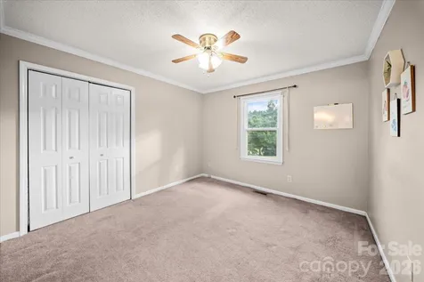 4690 Celia Creek Road Lenoir NC 28645
