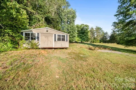 4690 Celia Creek Road Lenoir NC 28645