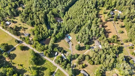 4690 Celia Creek Road Lenoir NC 28645