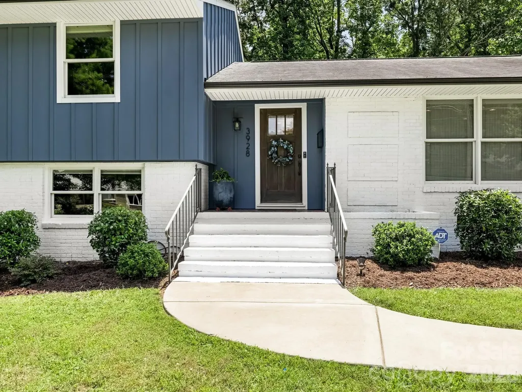 3928 Kitley Place Charlotte NC 28210