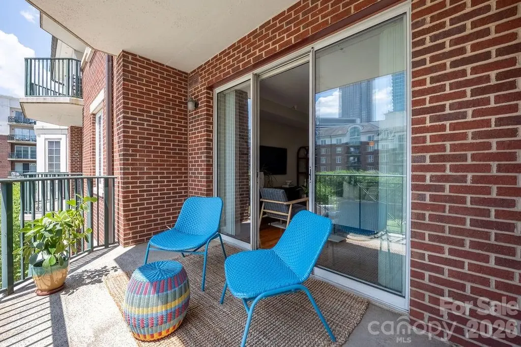 300 W 5th Street Charlotte NC 28202