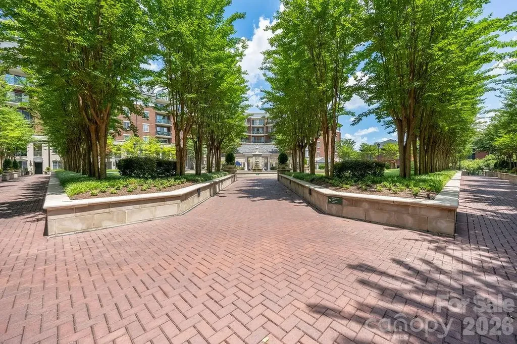300 W 5th Street Charlotte NC 28202