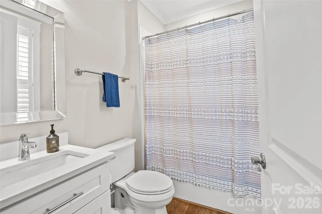 1923 Hamorton Place Charlotte NC 28205