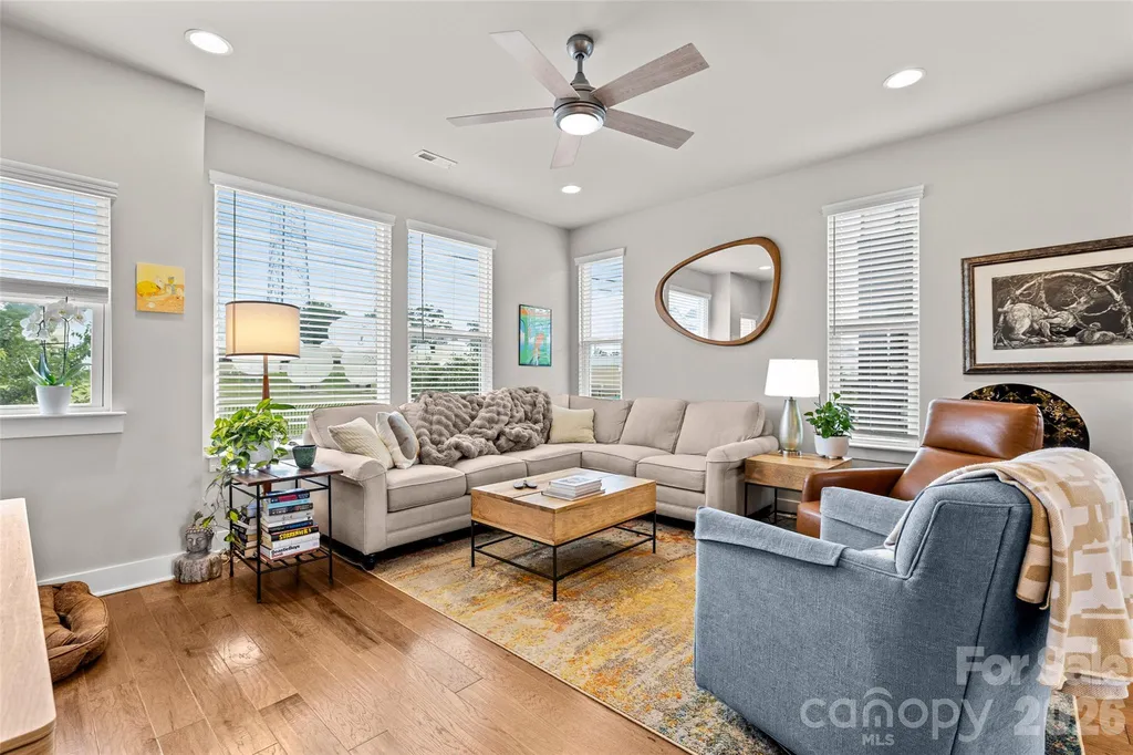 2103 Isom Street Charlotte NC 28208