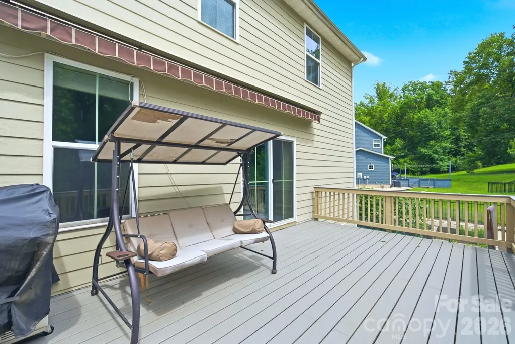 4383 Deerpark Court Harrisburg NC 28075