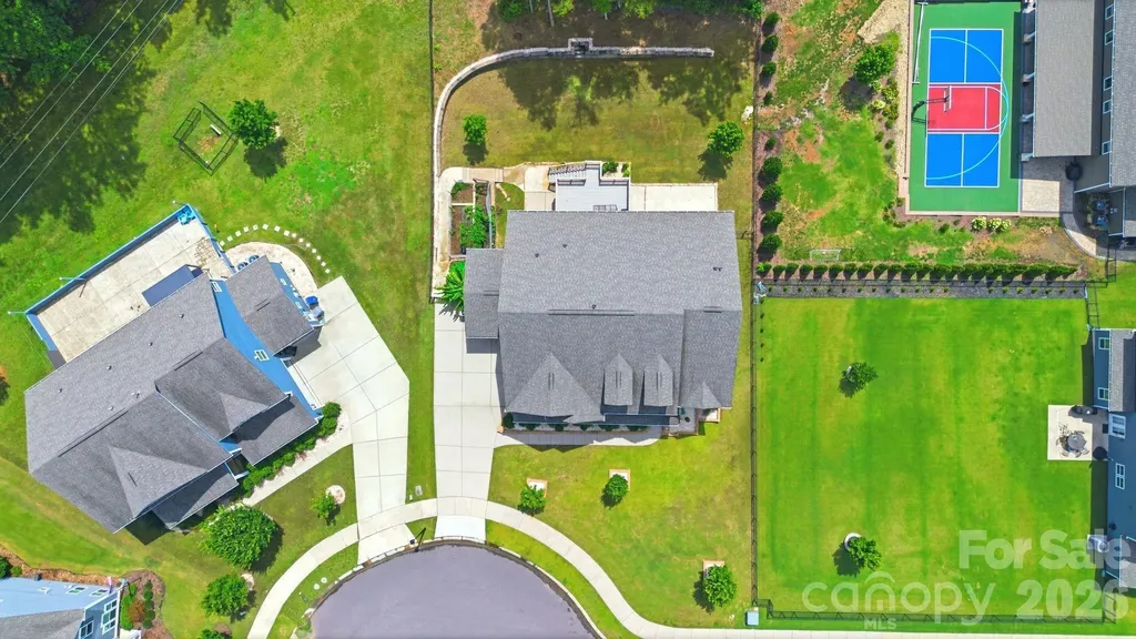 4383 Deerpark Court Harrisburg NC 28075