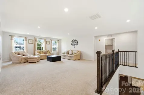 4383 Deerpark Court Harrisburg NC 28075
