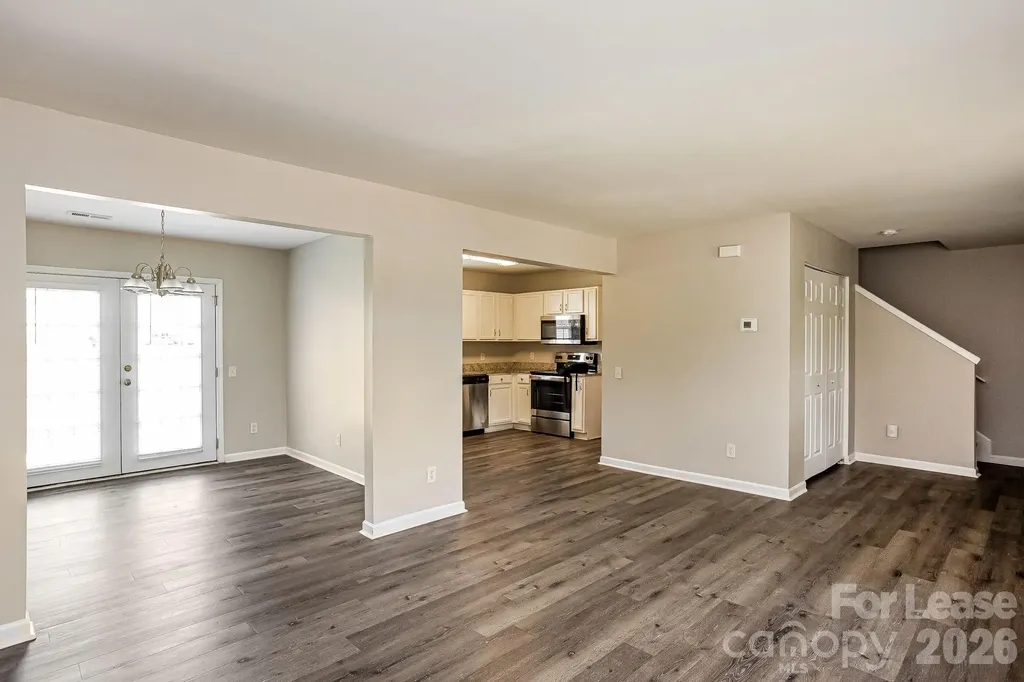 1418 Peach Park Lane Charlotte NC 28216