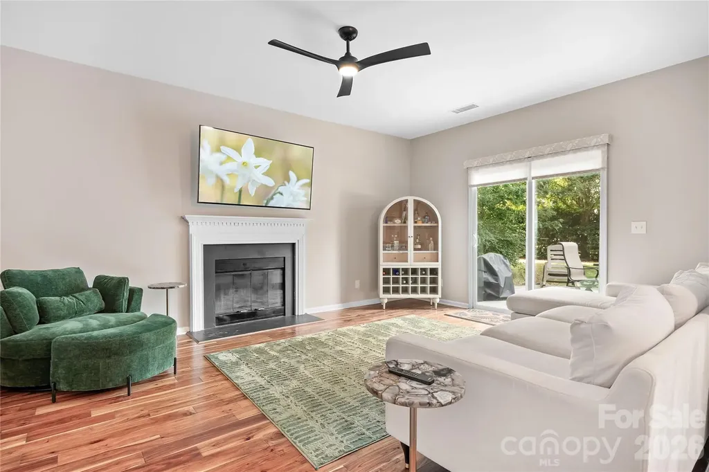 9407 Willow Tree Lane Charlotte NC 28277