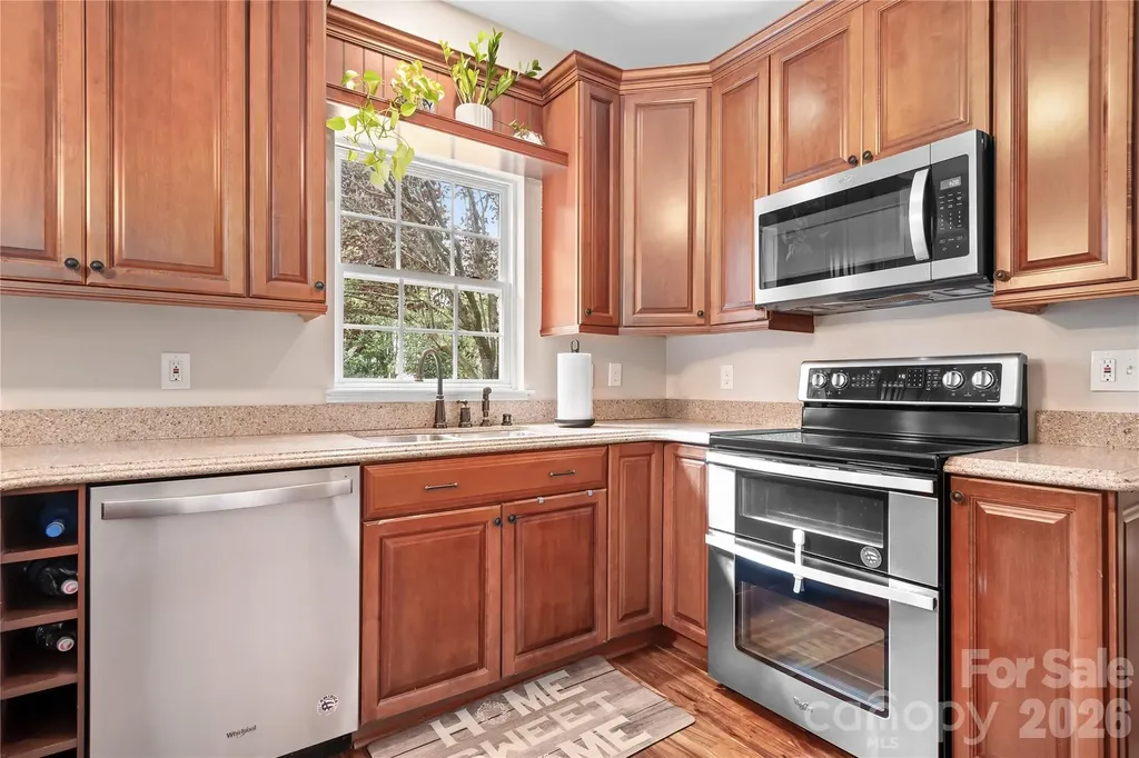 9407 Willow Tree Lane Charlotte NC 28277
