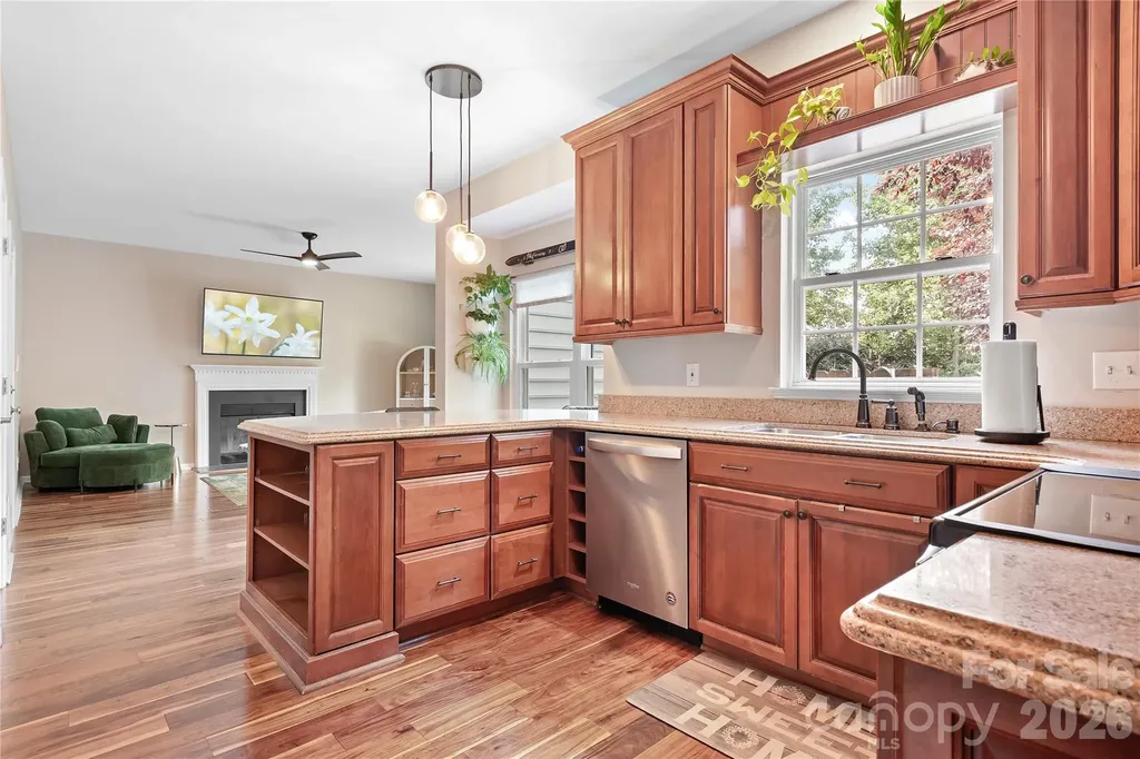 9407 Willow Tree Lane Charlotte NC 28277