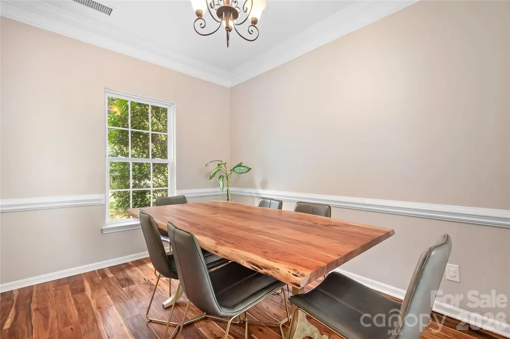 9407 Willow Tree Lane Charlotte NC 28277