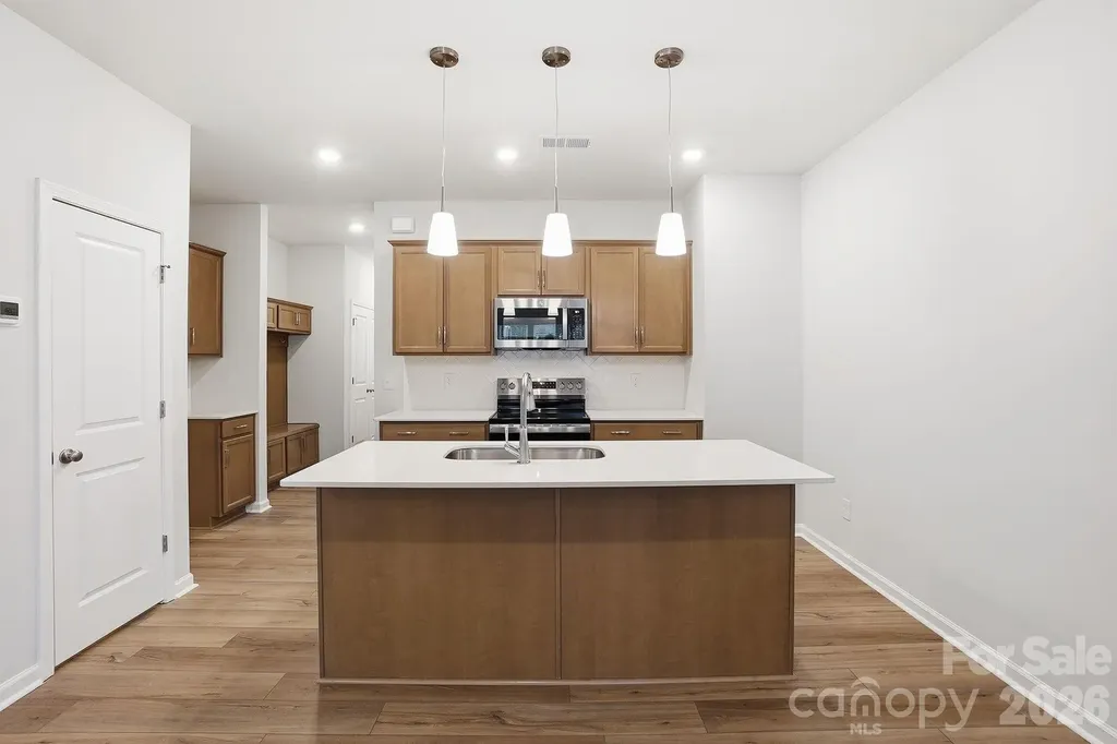5865 Tuckaseegee Road Charlotte NC 28208