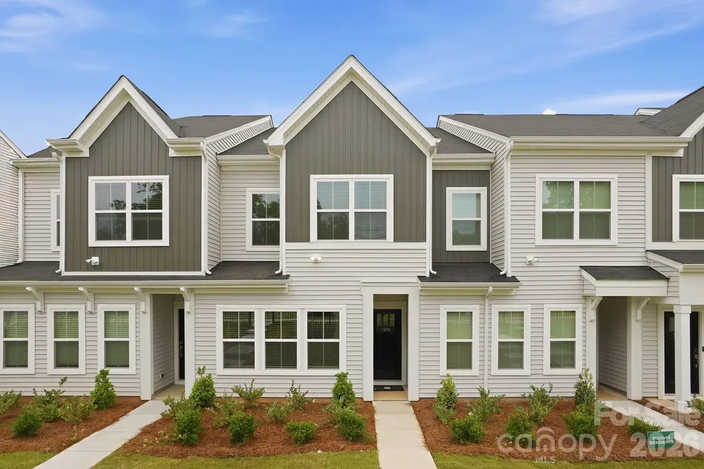 5835 Tuckaseegee Road Charlotte NC 28208