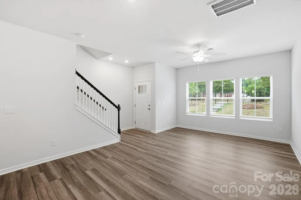 5835 Tuckaseegee Road Charlotte NC 28208