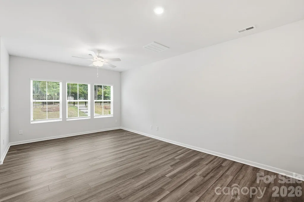 5835 Tuckaseegee Road Charlotte NC 28208
