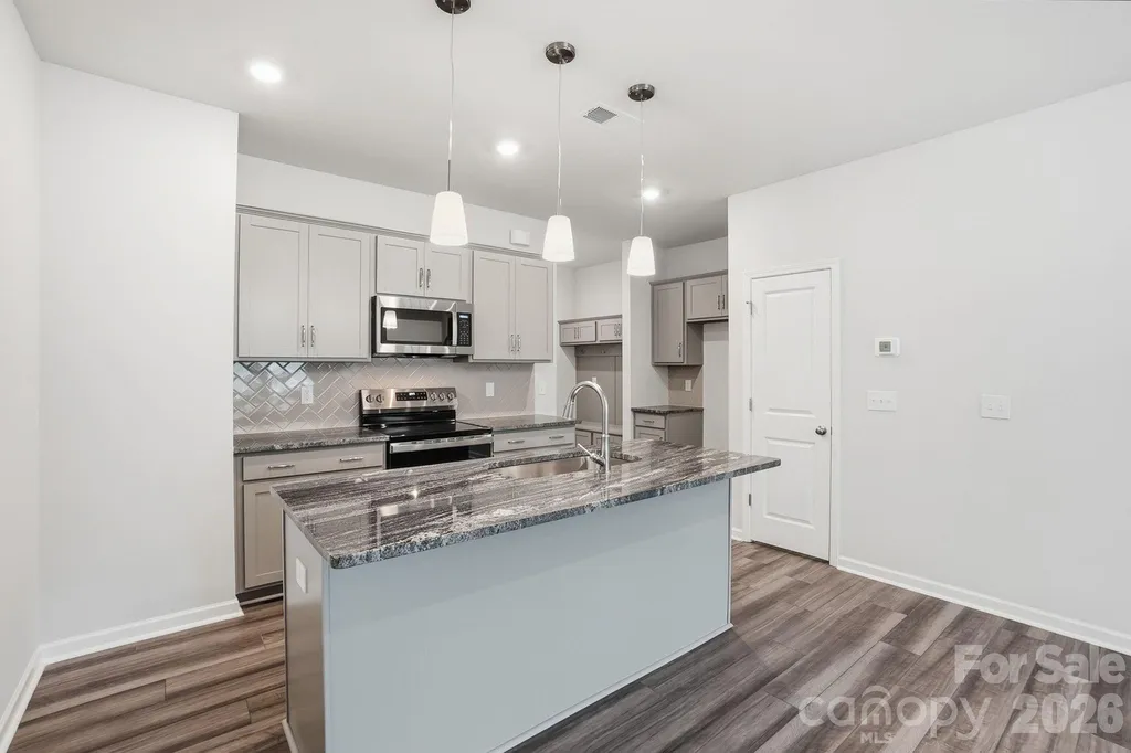 5835 Tuckaseegee Road Charlotte NC 28208