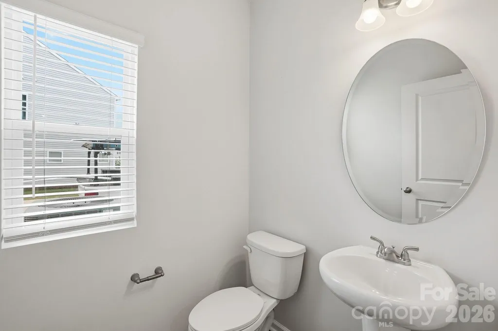 5835 Tuckaseegee Road Charlotte NC 28208
