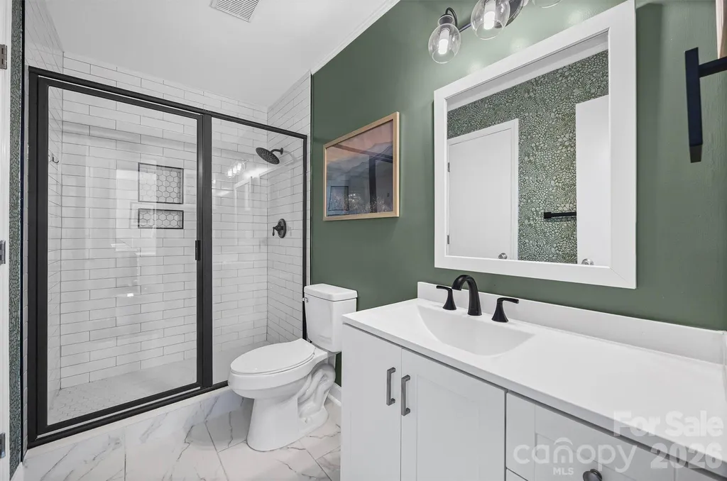 6104 Sunbridge Court Charlotte NC 28269