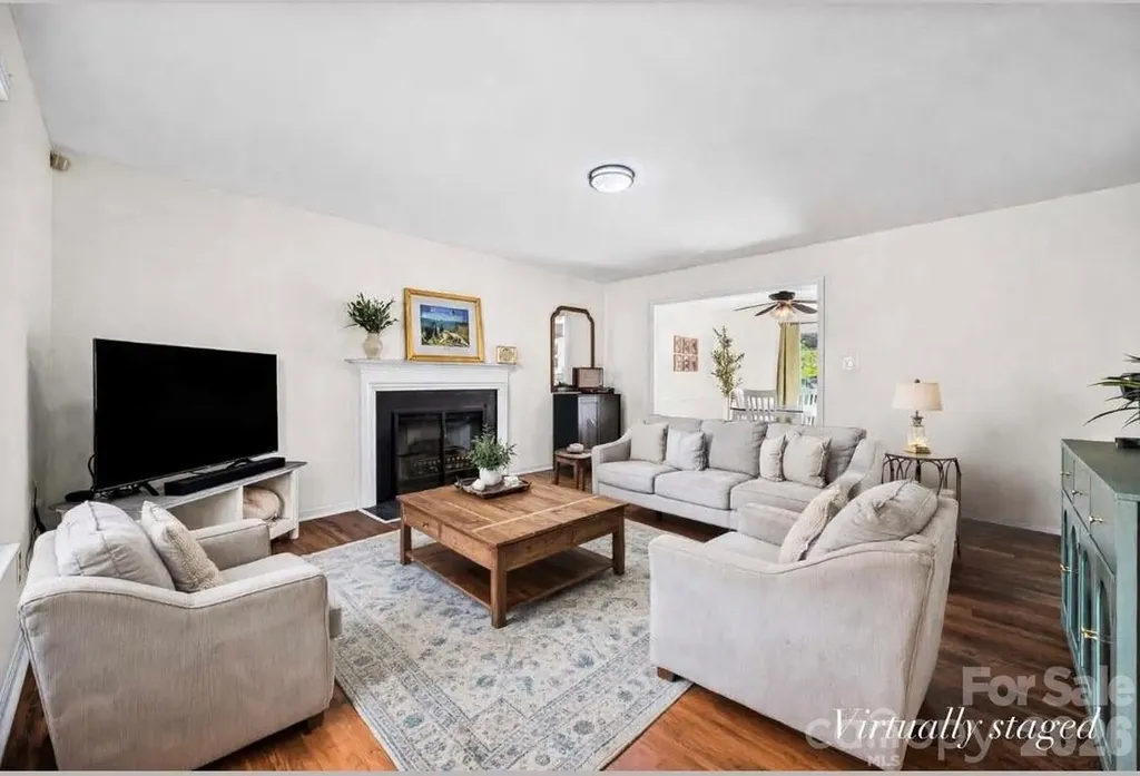 6104 Sunbridge Court Charlotte NC 28269