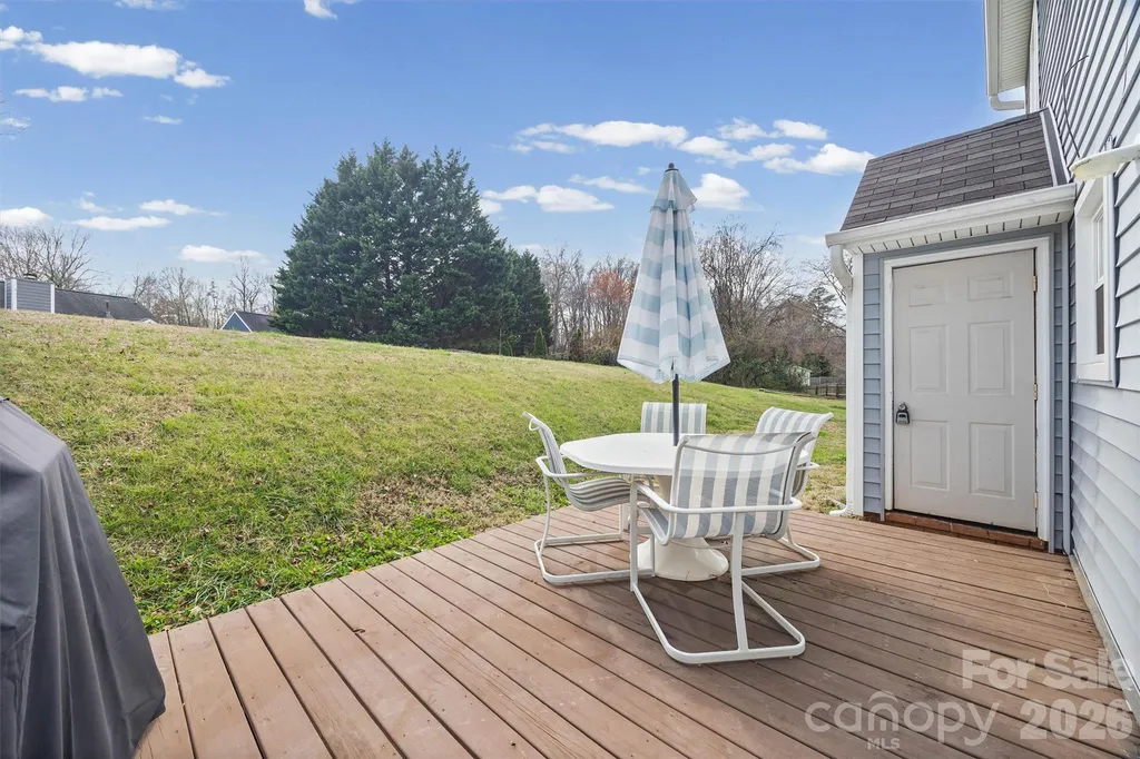 6104 Sunbridge Court Charlotte NC 28269