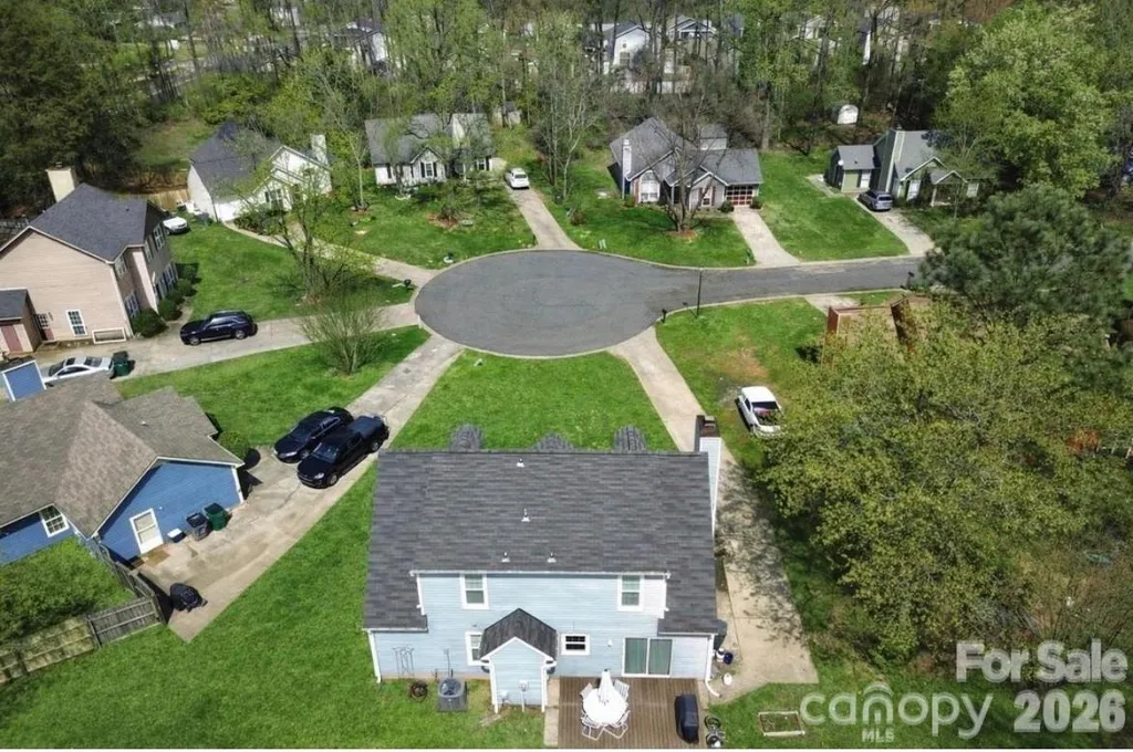 6104 Sunbridge Court Charlotte NC 28269