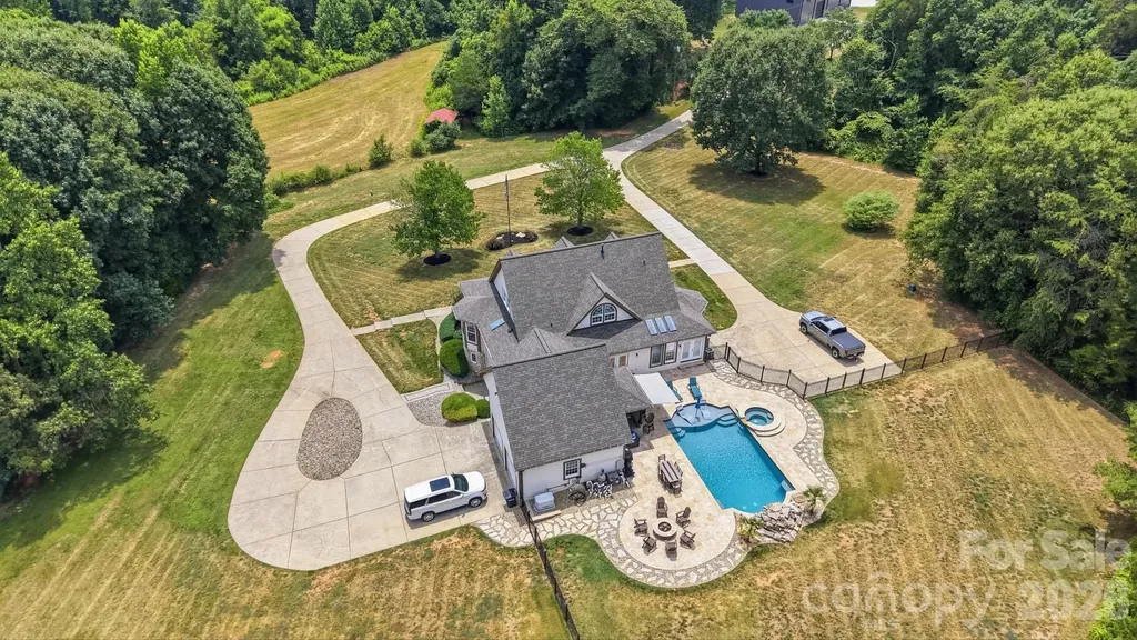 211 Winthrow Creek Road Mooresville NC 28115