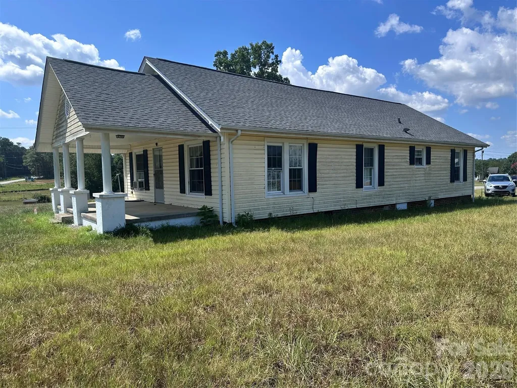 3190 Warlicks Church Road Connelly Springs NC 28612