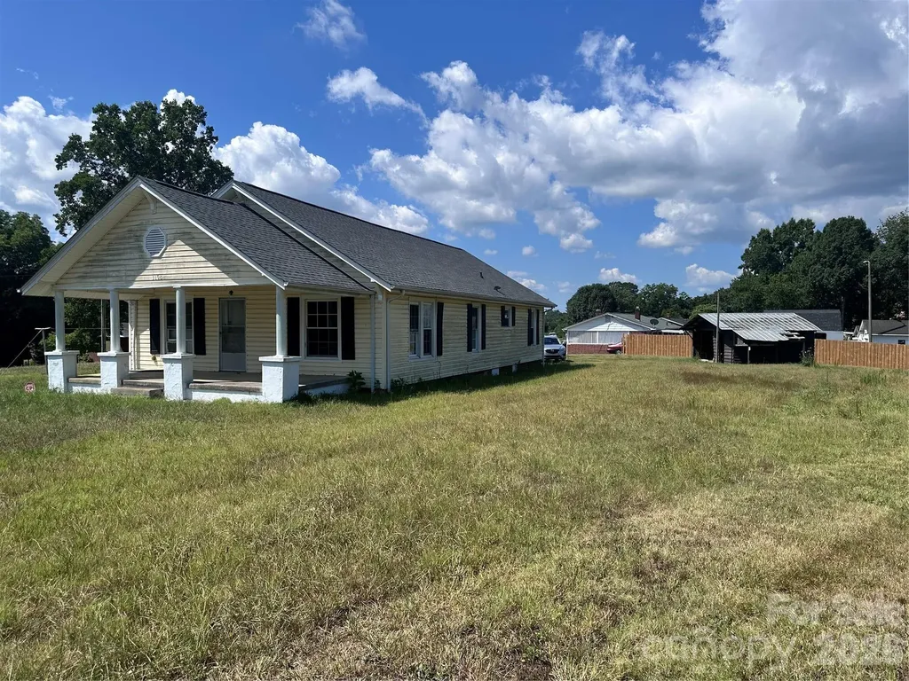 3190 Warlicks Church Road Connelly Springs NC 28612