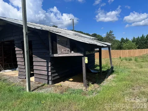 3190 Warlicks Church Road Connelly Springs NC 28612