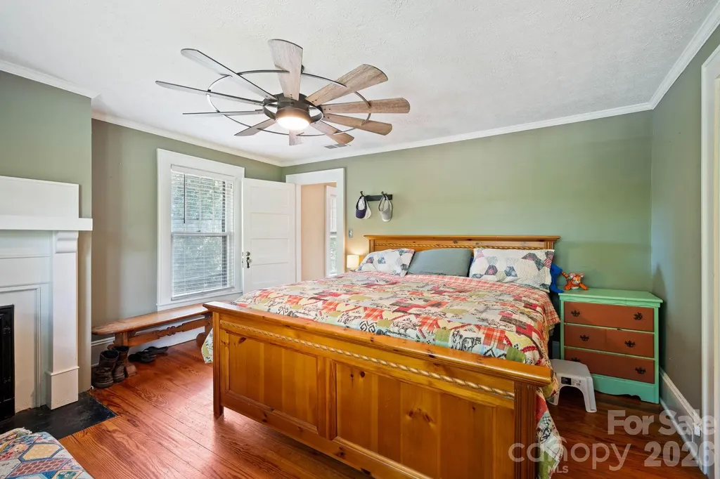 313 E Main Street Morganton NC 28655