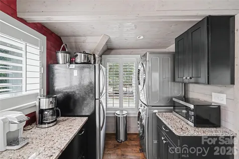 1954 White Road Camden SC 29020