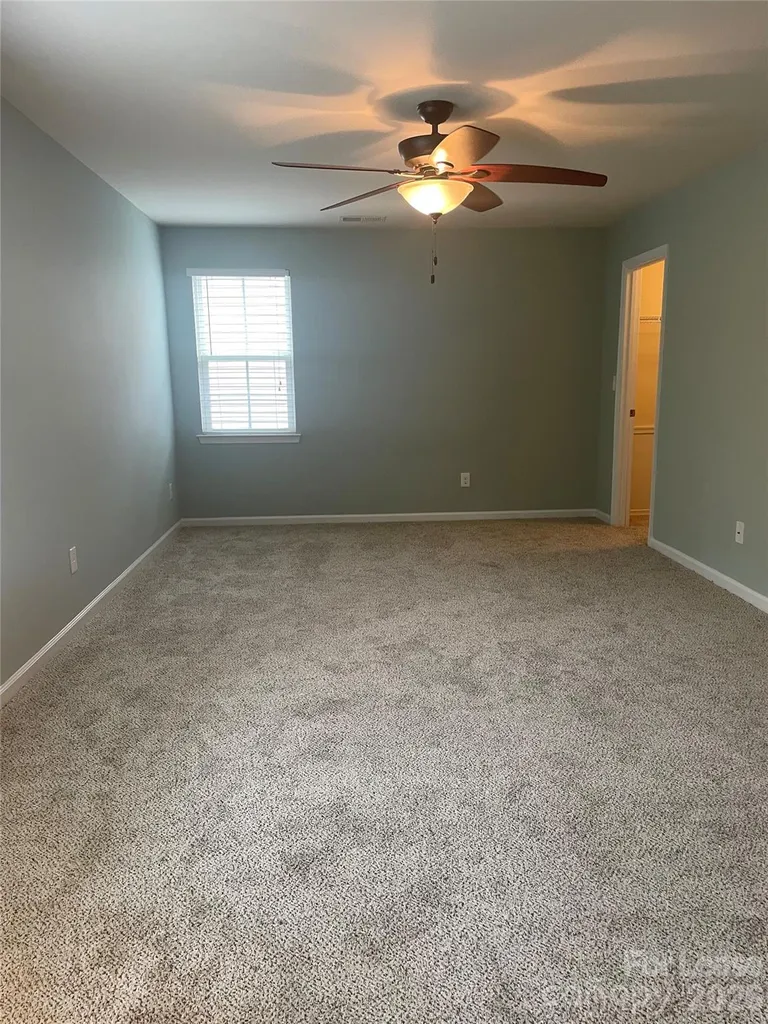 5712 Selkirkshire Road Charlotte NC 28278