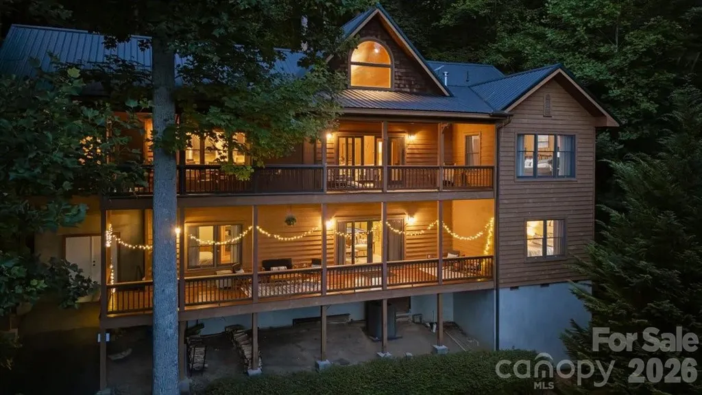 317 Von Trapp Lane Tuckasegee NC 28783