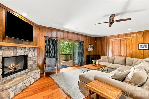 317 Von Trapp Lane Tuckasegee NC 28783