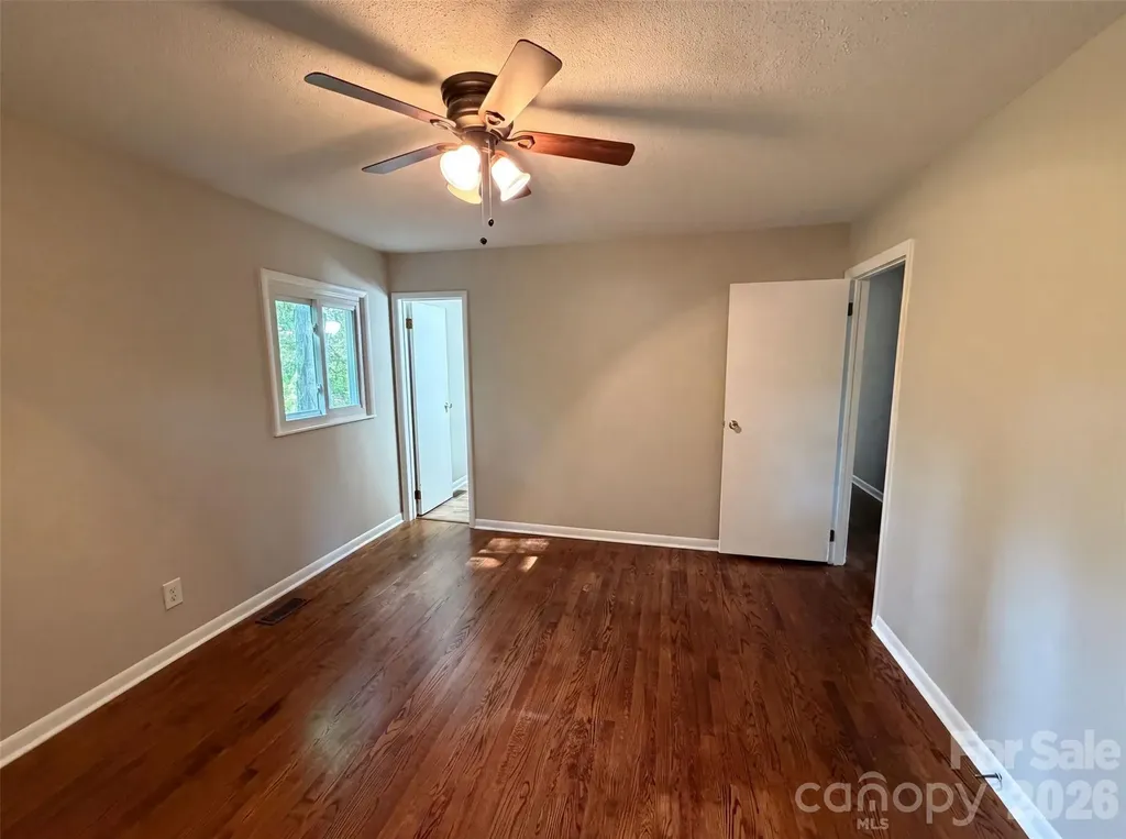 1716 Timberlane Street Gastonia NC 28054