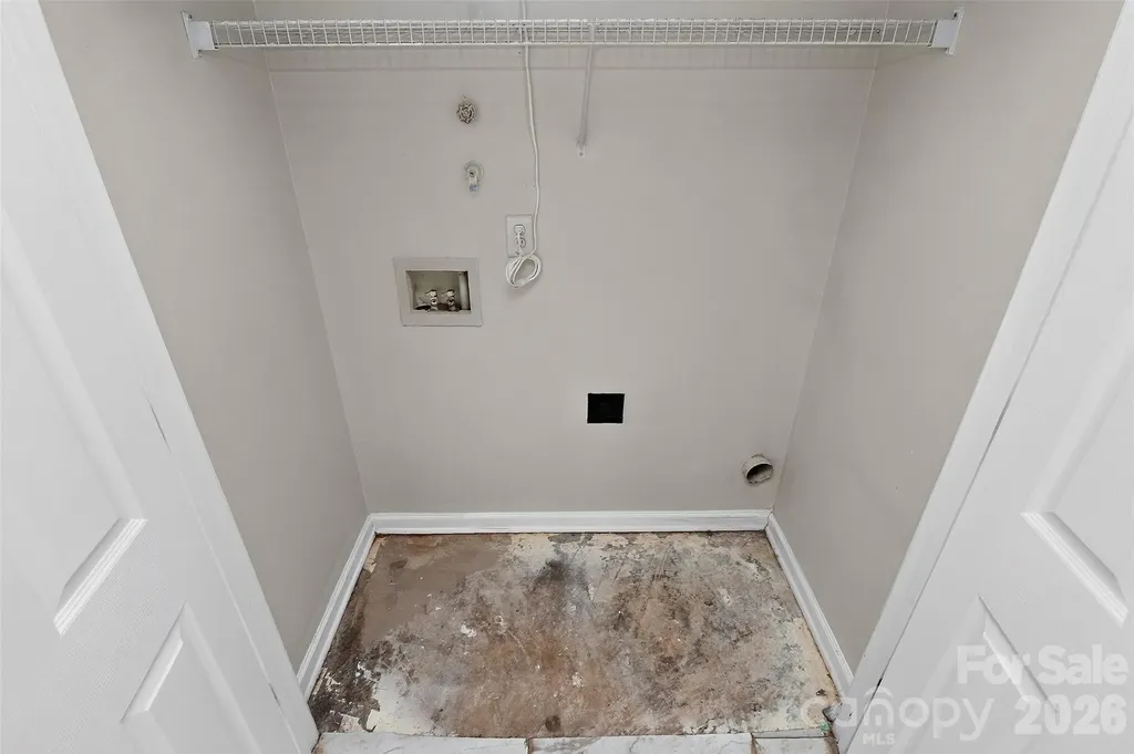 6033 Mary Blair Lane Charlotte NC 28214