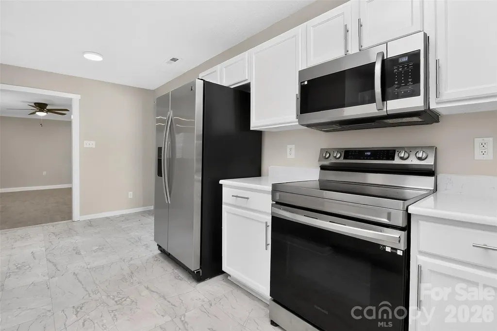 6033 Mary Blair Lane Charlotte NC 28214