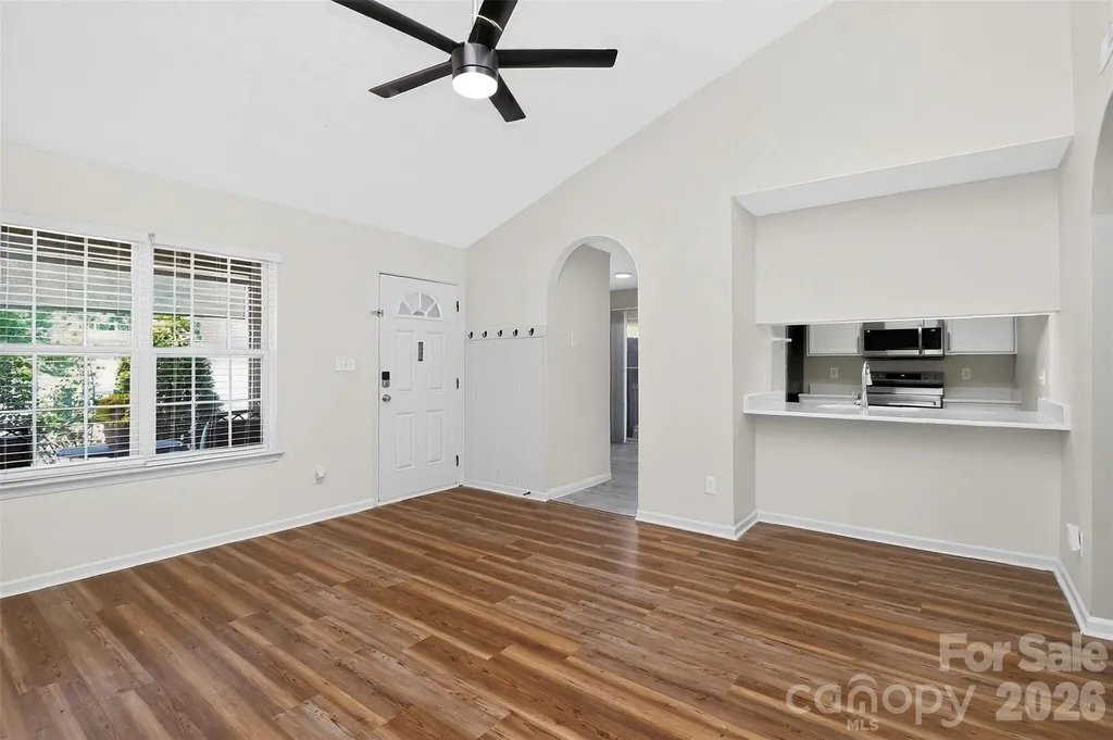 6033 Mary Blair Lane Charlotte NC 28214
