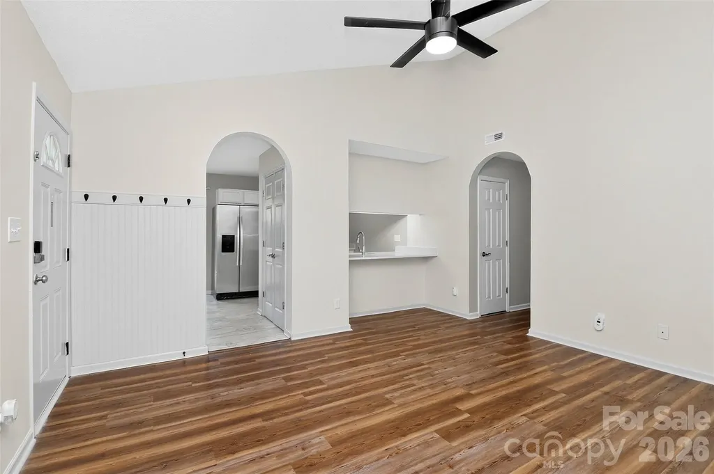 6033 Mary Blair Lane Charlotte NC 28214
